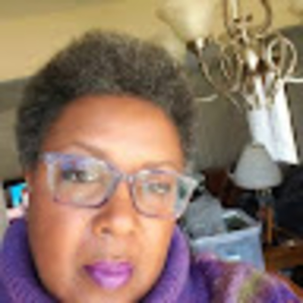 Meet your Posher, Janet